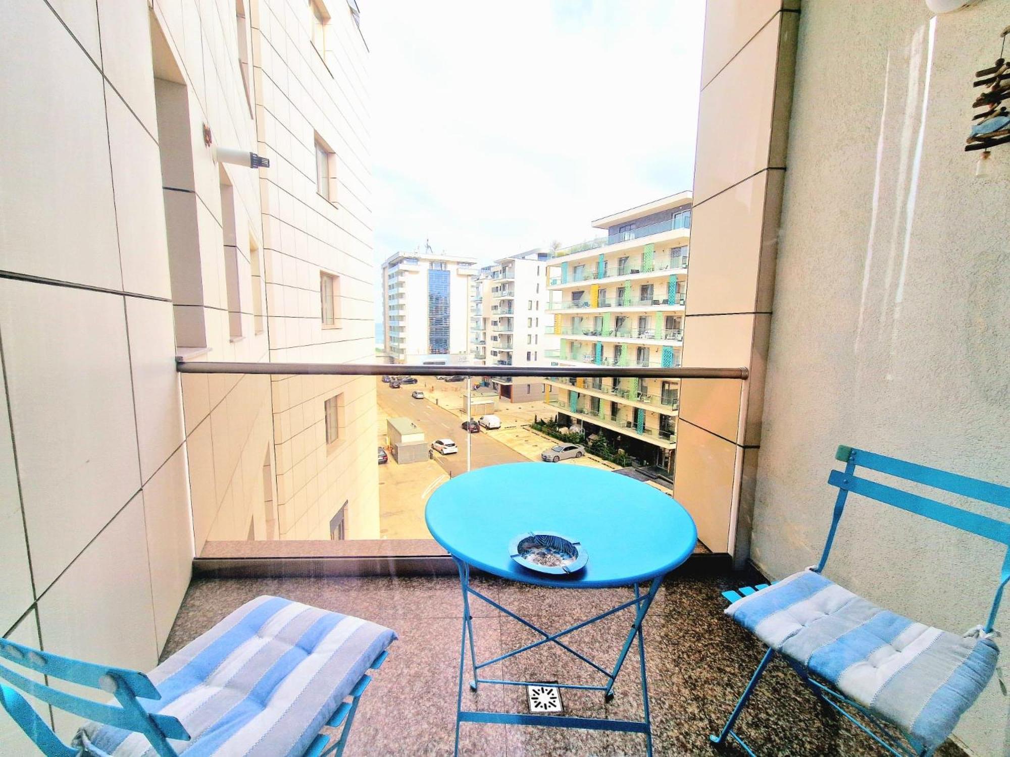 Azzurro Sea View Mamaia Daire Dış mekan fotoğraf